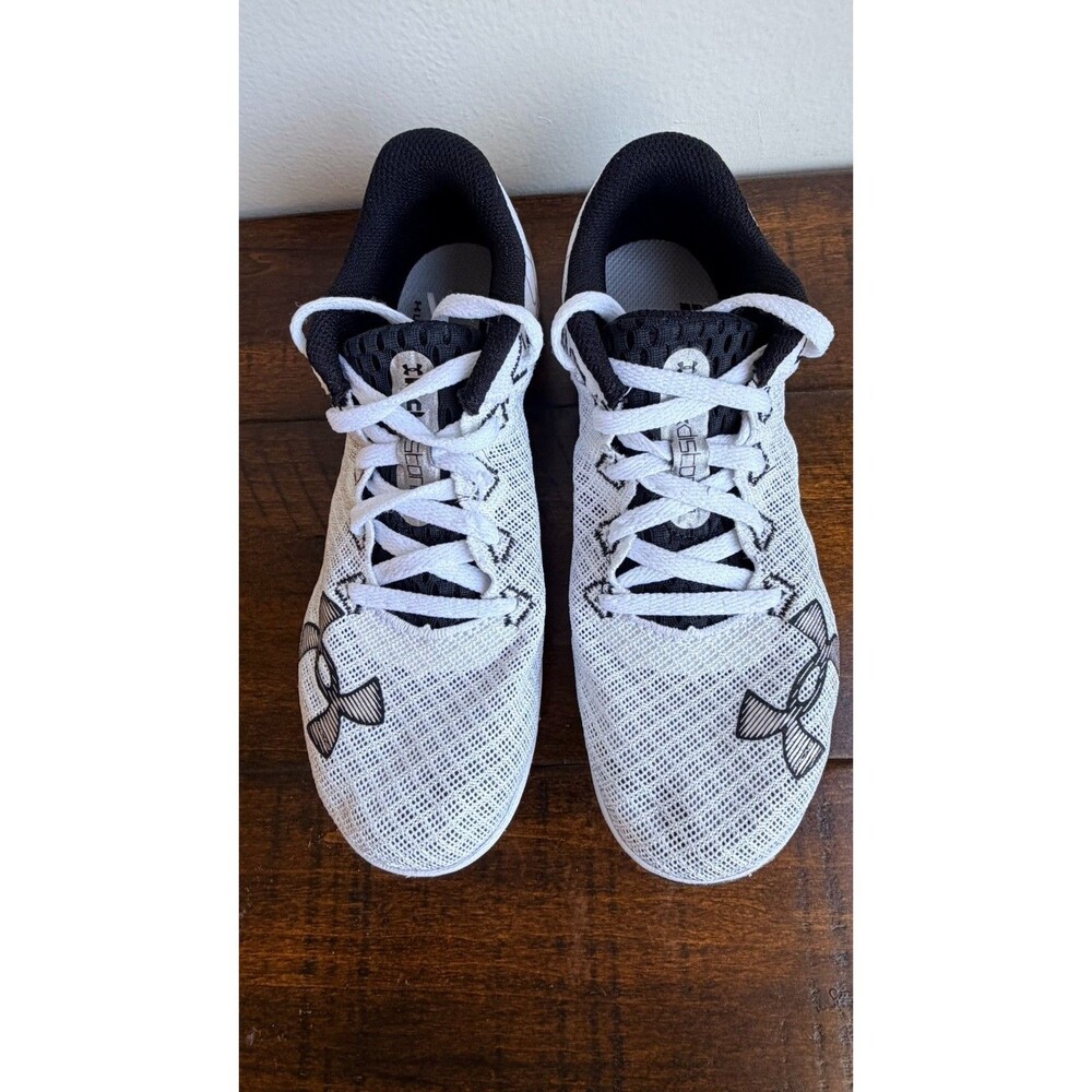 Under Armour Kick Distance Track Spikes Shoes White Black 3025460-100 SZ M3.5 W5